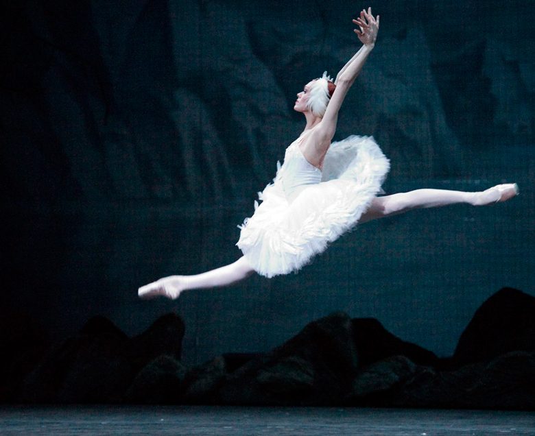 Gene Schiavone on the unsung heroes of ballet and the challenges to photograph Swan Lake